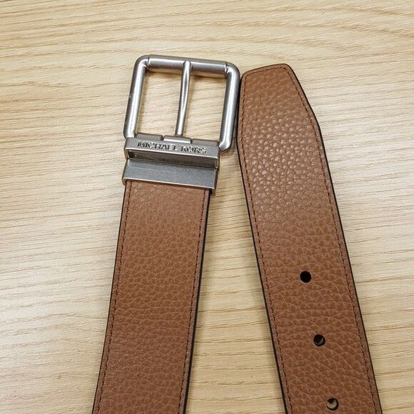MICHAEL KORS Belt Size 38 Brown Black Reversible Logo Silver Buckle Logo Classic - Picture 1 of 5